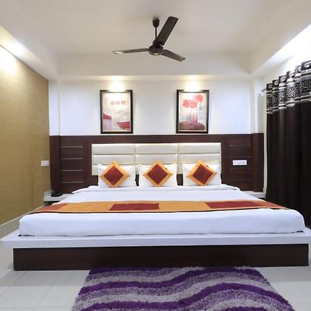 Hotel Rashmi Guwahati Exterior foto