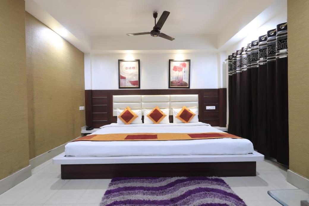 Hotel Rashmi Guwahati Exterior foto